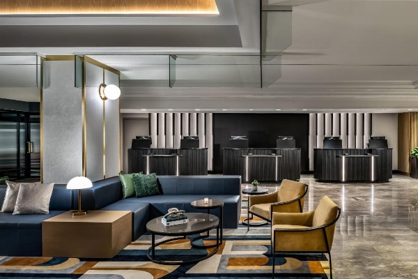 Le Centre Sheraton Montreal Hotel image 1